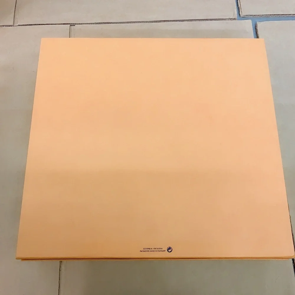 Lv empty box
